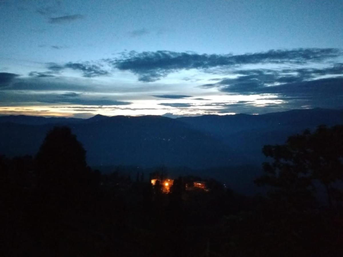 Swabhumi Homestay Kurseong Exterior foto