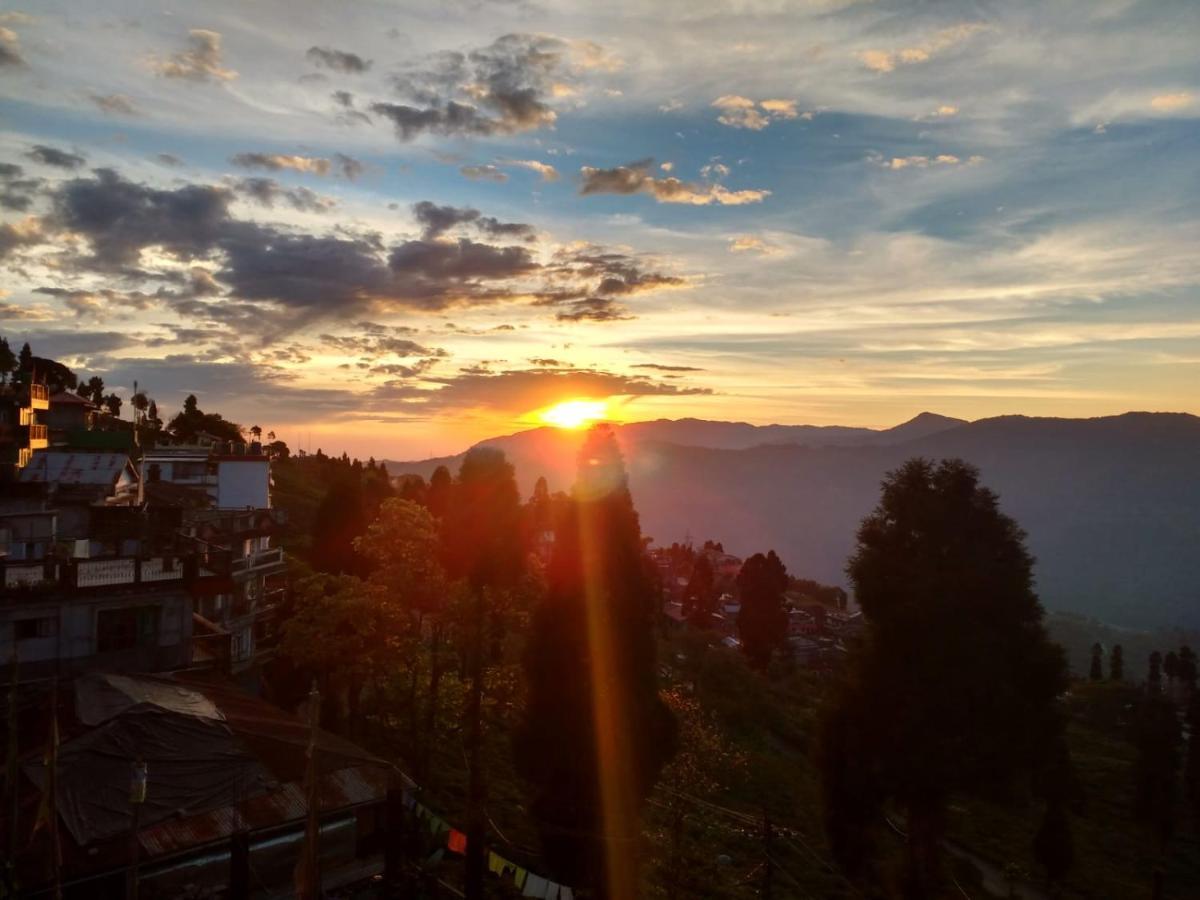 Swabhumi Homestay Kurseong Exterior foto